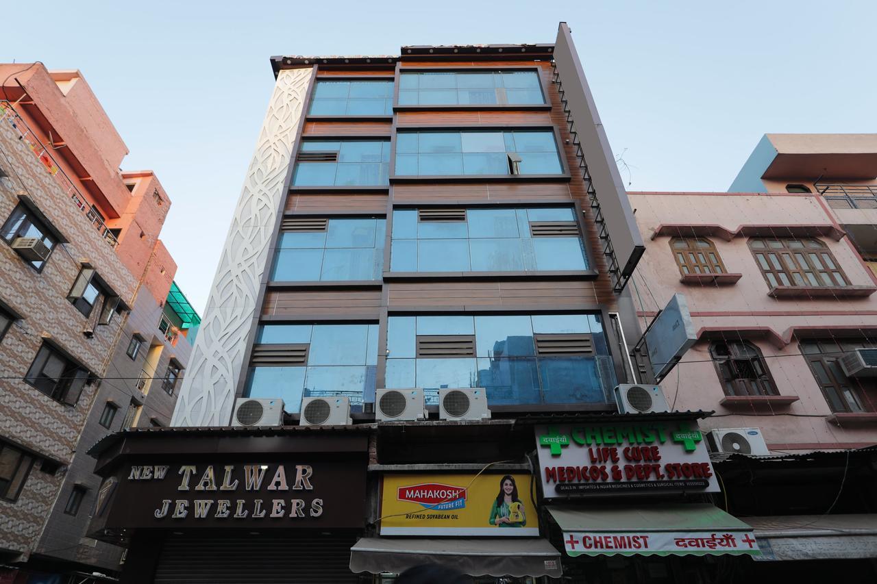 Hotel Corner Point Nova Deli Exterior foto